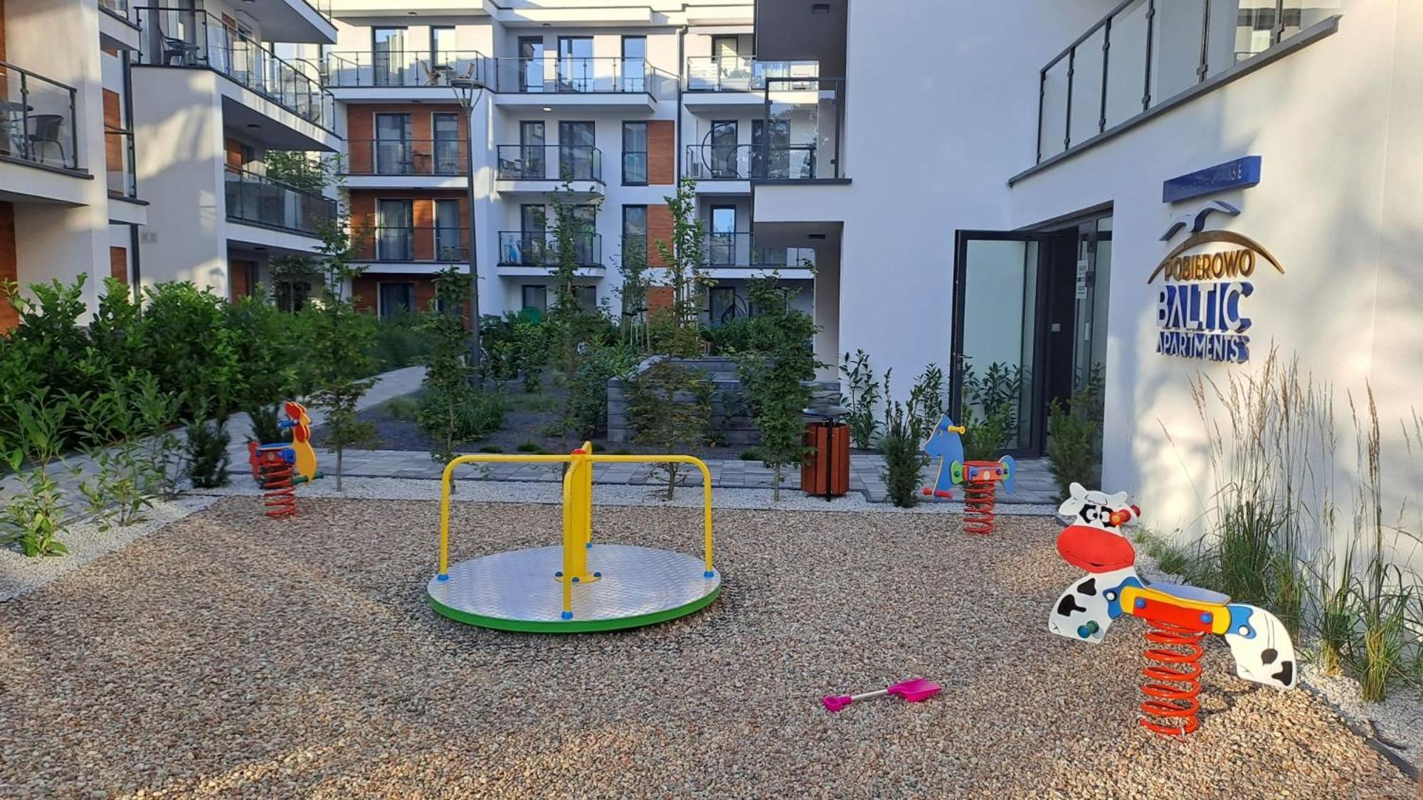 Pobierowo Baltic Apartaments D5 Bagian luar foto